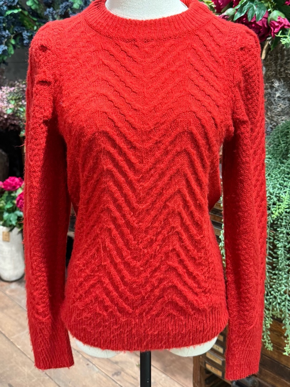 LEITH red cable knit sweater size small